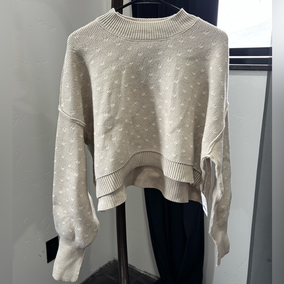 Free People Women’s Small Pattern Easy Street Crop Sweater Oatmeal Ivory NWT - Picture 3 of 9